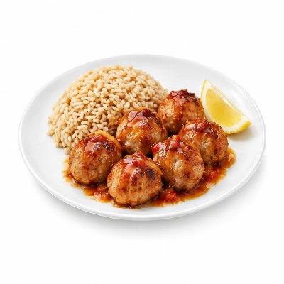 Food 4 Fitness Thai Style Chicken Meatballs with a Sweet Chilli Ginger Sauce and Lemon Wedge Brown Rice 350g