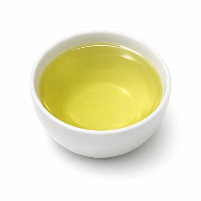 Green tea with ginseng and honey sweetened, ready-to-drink