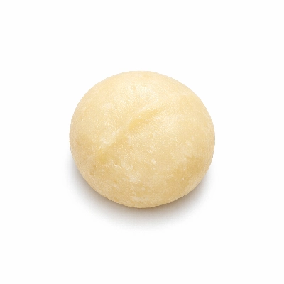 Macadamias raw