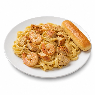 TGI Fridays Pasta Cajun Shrimp & Chicken (with Breadstick)
