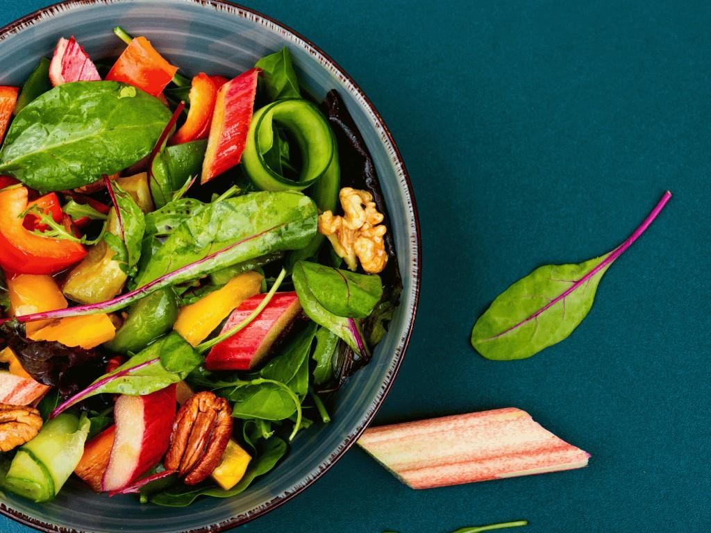 bowl of salad representing clean eating