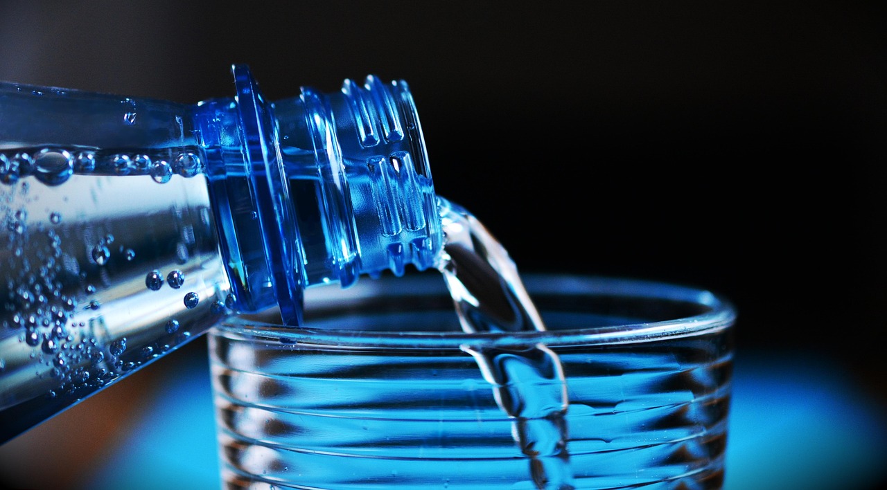 5 Hard Challenge rule to drink one gallon of water every day