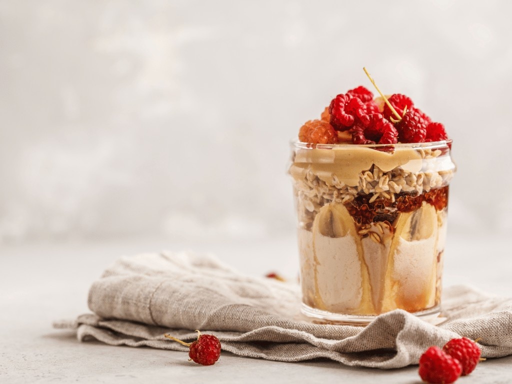 peanut butter banana overnight oats, healthy meal prep recipe example