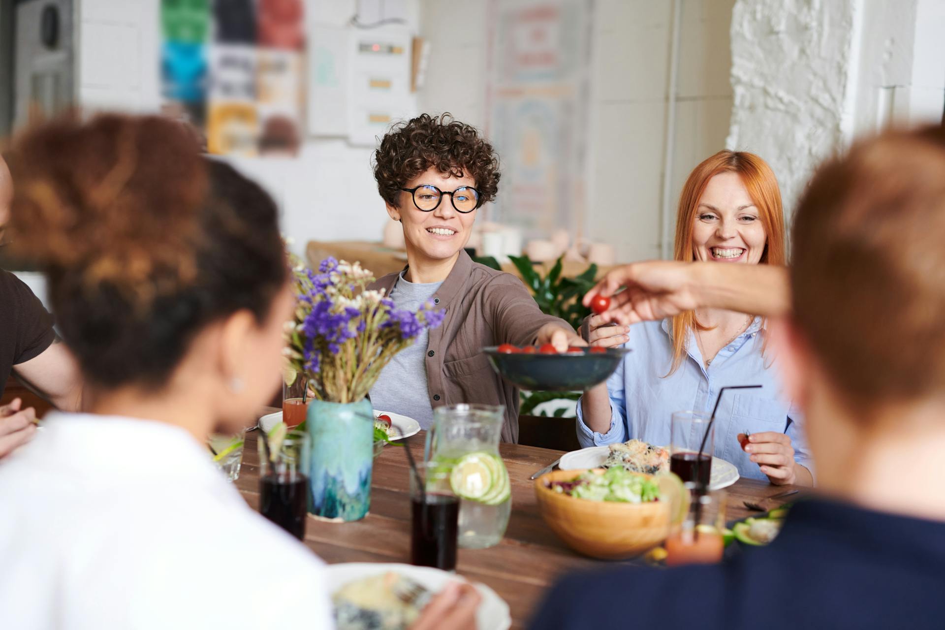 Women discussing the Galveston diet for menopause health benefits risks and foods to eat together