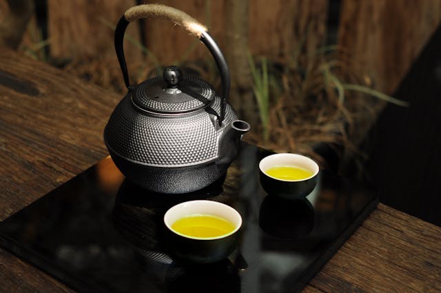 Does green tea break a fast?