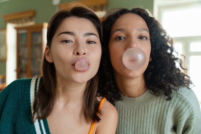 sugar free gum and its dental friendly sweeteners, gum benefits