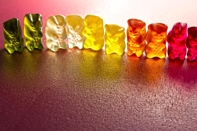 One serving of plain gelatin typically has about 2-4 grams of protein and 5-20 calories.
