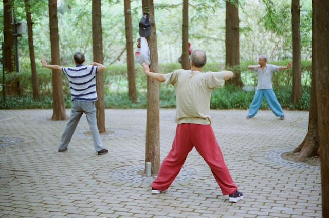 The Tai Chi group lost an average of 0.50 kg of body weight and 0.47 kg of fat mass.